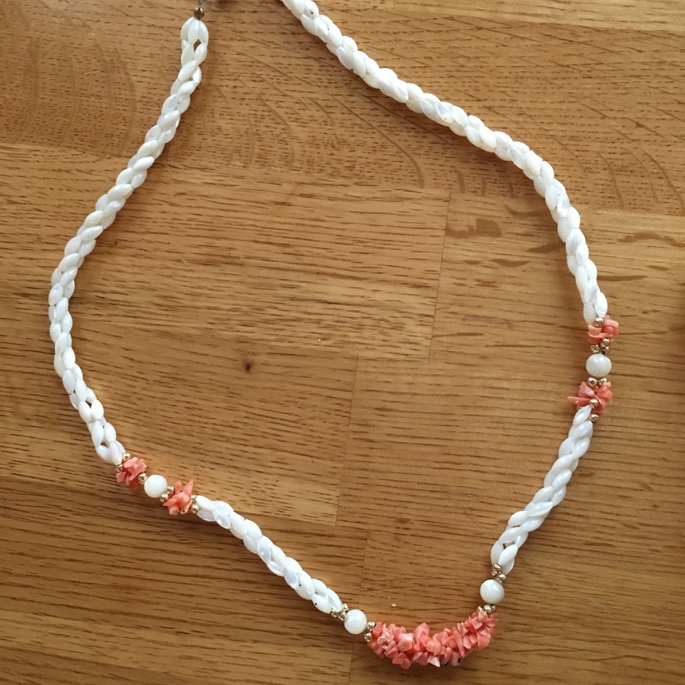 Shell necklace